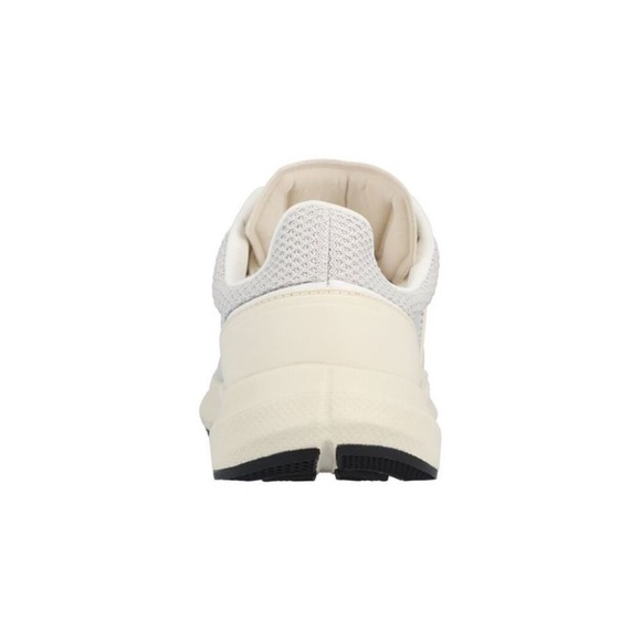 Veja White and Cream Women's Sneakers - Picture 6 of 11